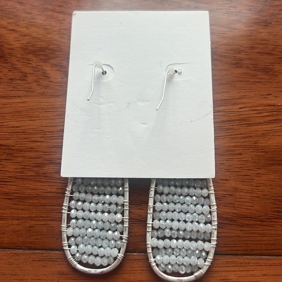 NWT Marlyn Schiff Beaded Teardrop Earrings - Picture 5 of 5